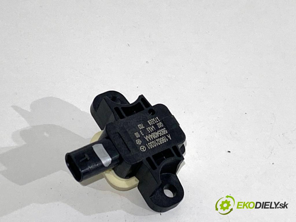 MERCEDES-BENZ GLE SUV 2018 190 kW 350 d 4-matic (166.024) 2987 Snímač nárazu A1668210351 (Snímač nárazu)