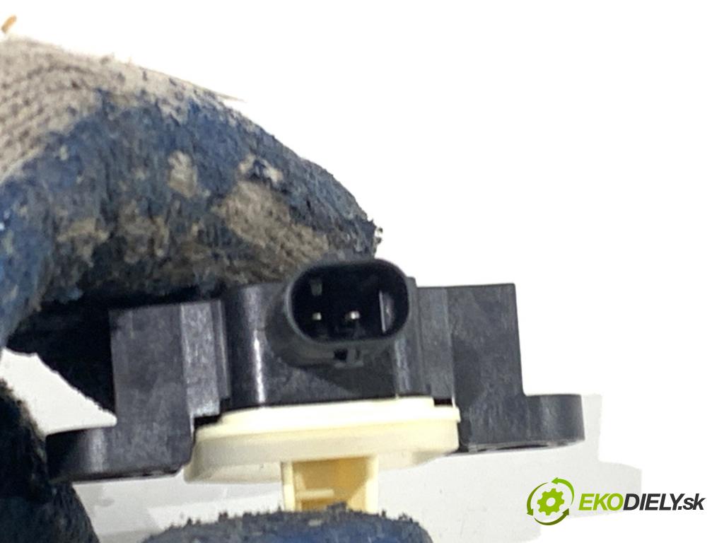 MERCEDES-BENZ GLE SUV 2018 190 kW 350 d 4-matic (166.024) 2987 Snímač nárazu A1668210351 (Snímač nárazu)