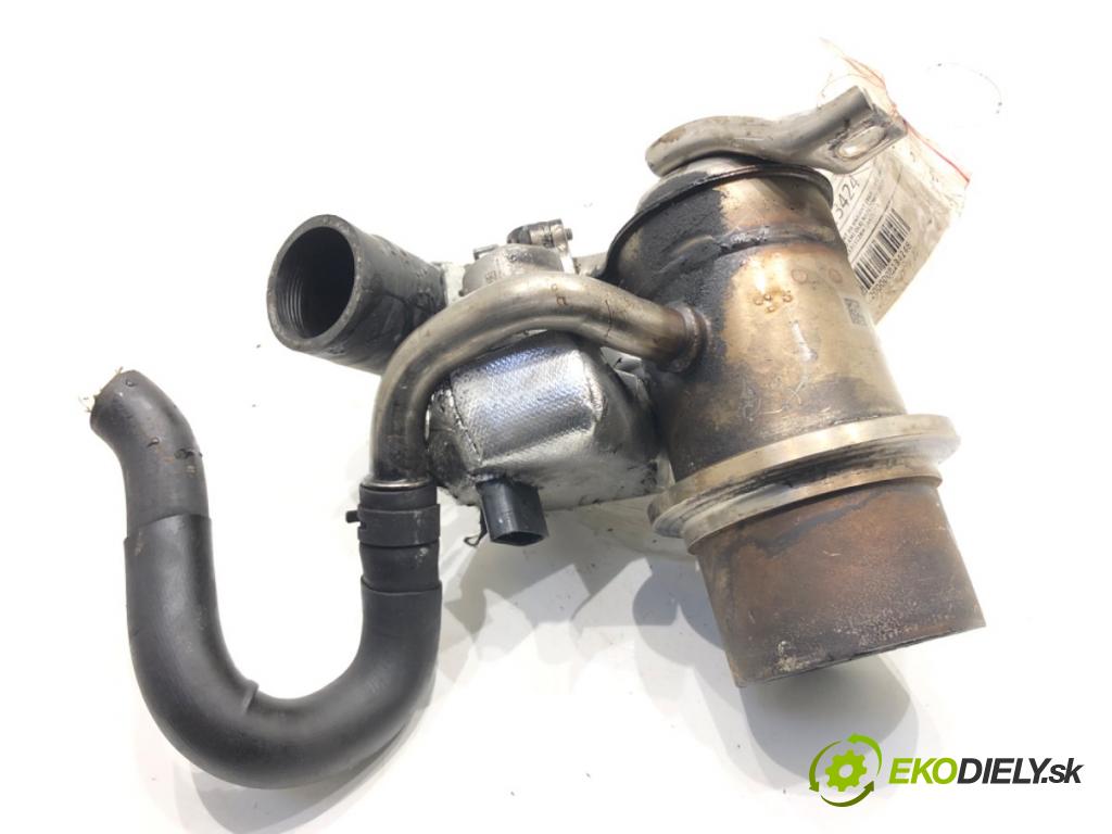 VW PASSAT B8 Kombi 2016 140 kW 2.0 TDI 1968 Chladič EGR komplet 04L131512BH