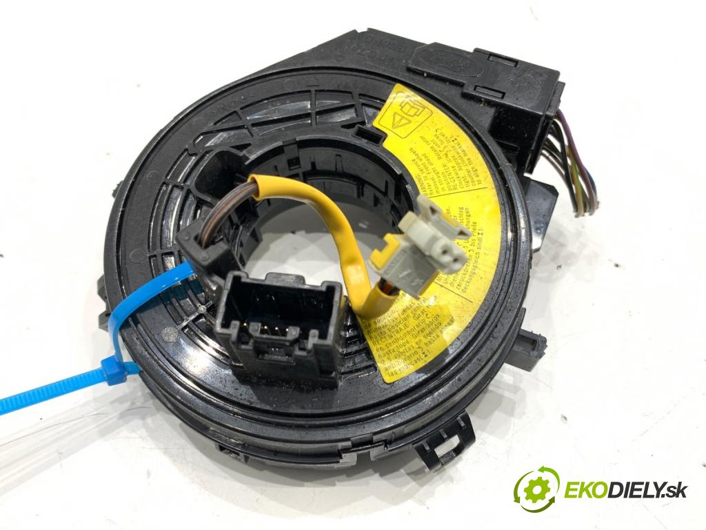 FORD FIESTA MK7 liftback 2015 70 kW 1.5 TDCi 1499 Krúžok, slimák airbag  (Airbag)