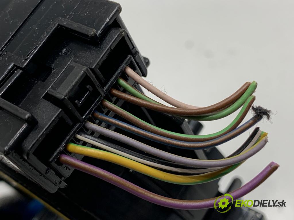 FORD FIESTA MK7 liftback 2015 70 kW 1.5 TDCi 1499 Krúžok, slimák airbag  (Airbag)