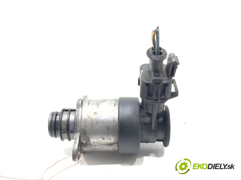 FORD FIESTA MK7 liftback 2015 70 kW 1.5 TDCi 1499 Regulátor tlaku paliva 0928400779 (Palivový systém ostatné)