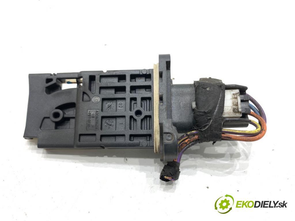 FORD FIESTA MK7 liftback 2015 70 kW 1.5 TDCi 1499 Váha vzduchu CA61-12B579-AA (Váha vzduchu)