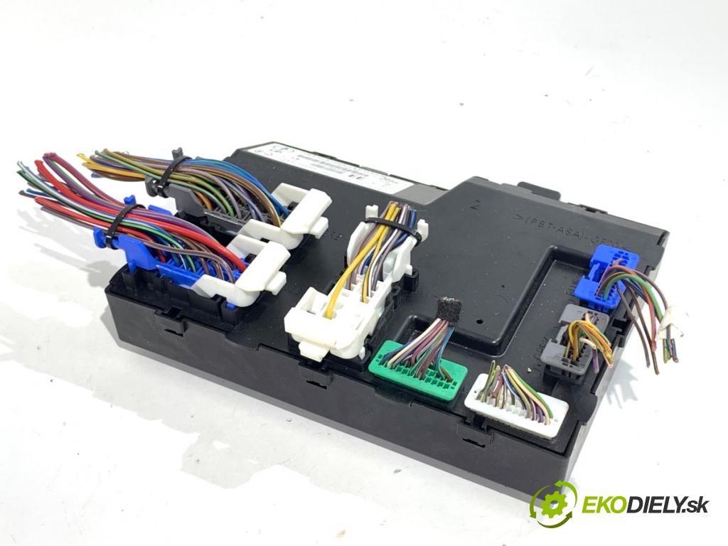 FORD FIESTA MK7 liftback 2015 70 kW 1.5 TDCi 1499 Modul komfortu DN1T-15K600-EE (Modul komfortu)