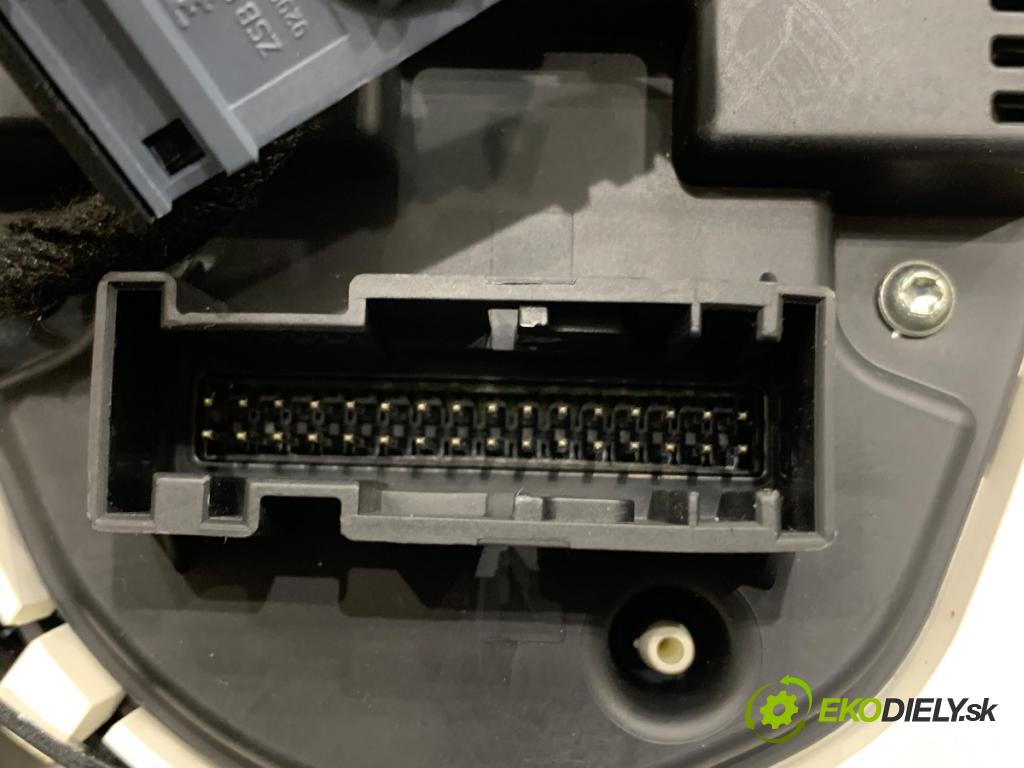 FORD FIESTA MK7 liftback 2015 70 kW 1.5 TDCi 1499 Prístrojovka C1BT-10849-GAT (Prístrojová doska)