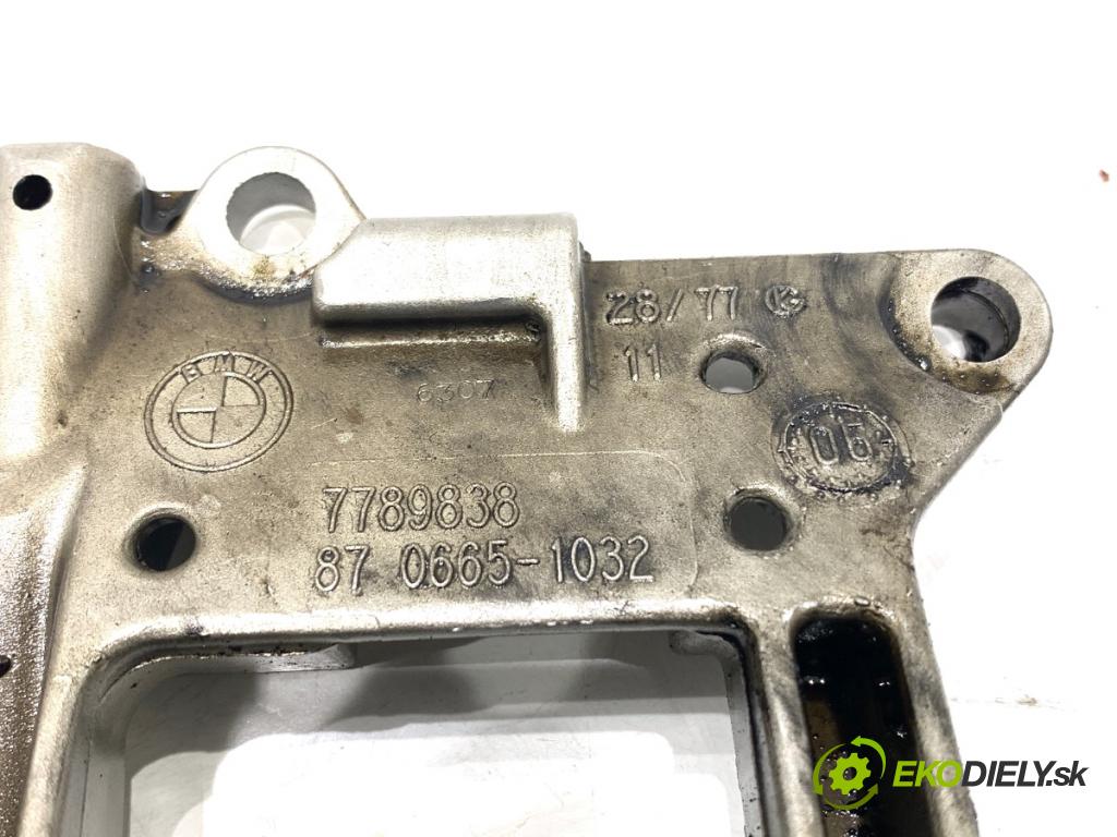 BMW E61 Kombi 2007 130 kW 525 d 2497 Pumpa oleja 7789838 (Olejová pumpa)