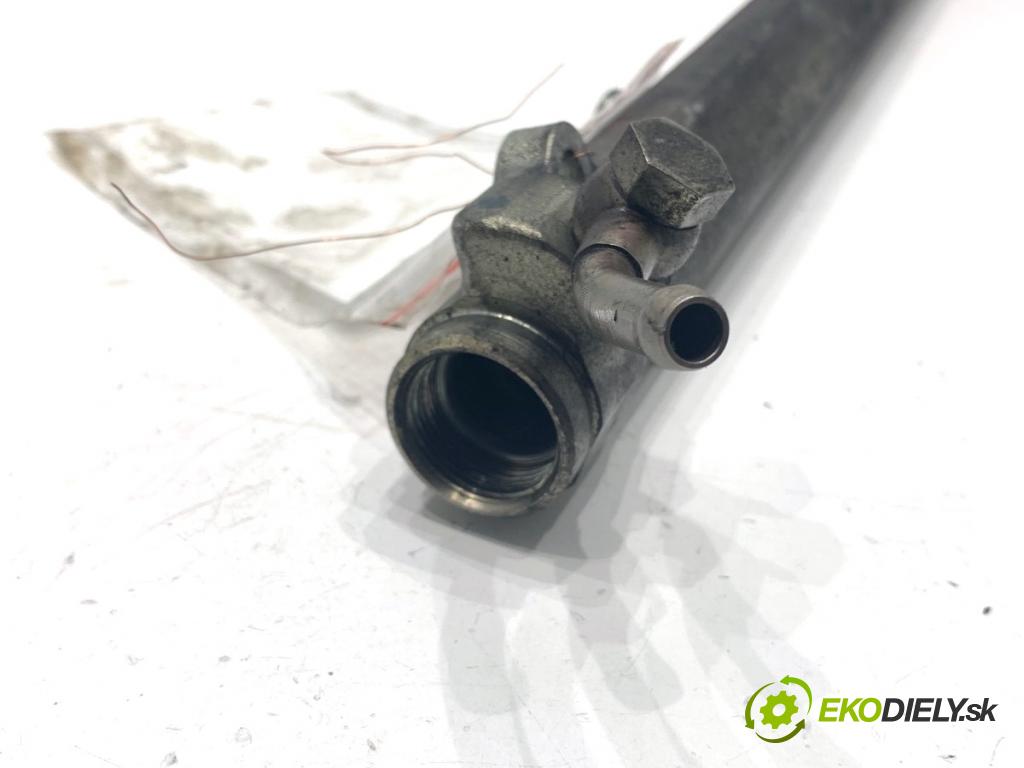 BMW E61 Kombi 2007 130 kW 525 d 2497 Lišta vstrekovacia 7788679 (Vstrekovacia lišta)