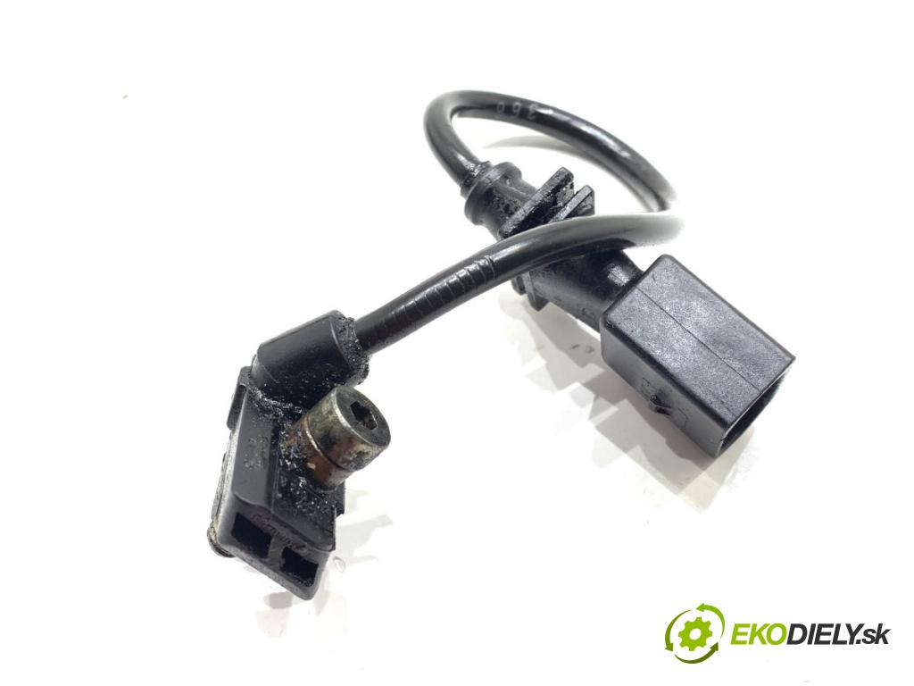 BMW E61 Kombi 2007 130 kW 525 d 2497 Snímač pozície hriadeľa kľukového 0281002477 (Snímač polohy kľukového hriadeľa)