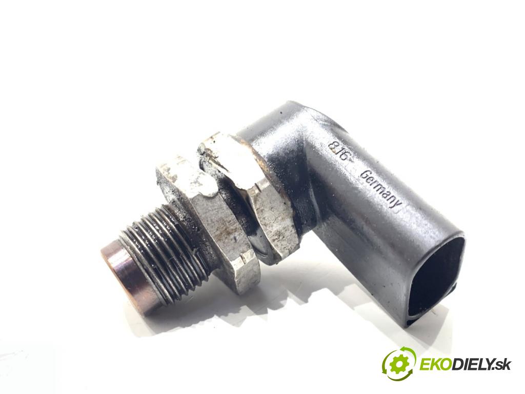 BMW E61 Kombi 2007 130 kW 525 d 2497 Snímač tlaku paliva 0281002497 (Snímač)