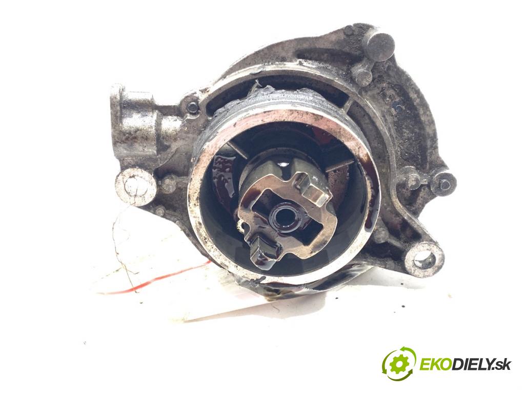 BMW E61 Kombi 2007 130 kW 525 d 2497 Pumpa vákuová 7791232