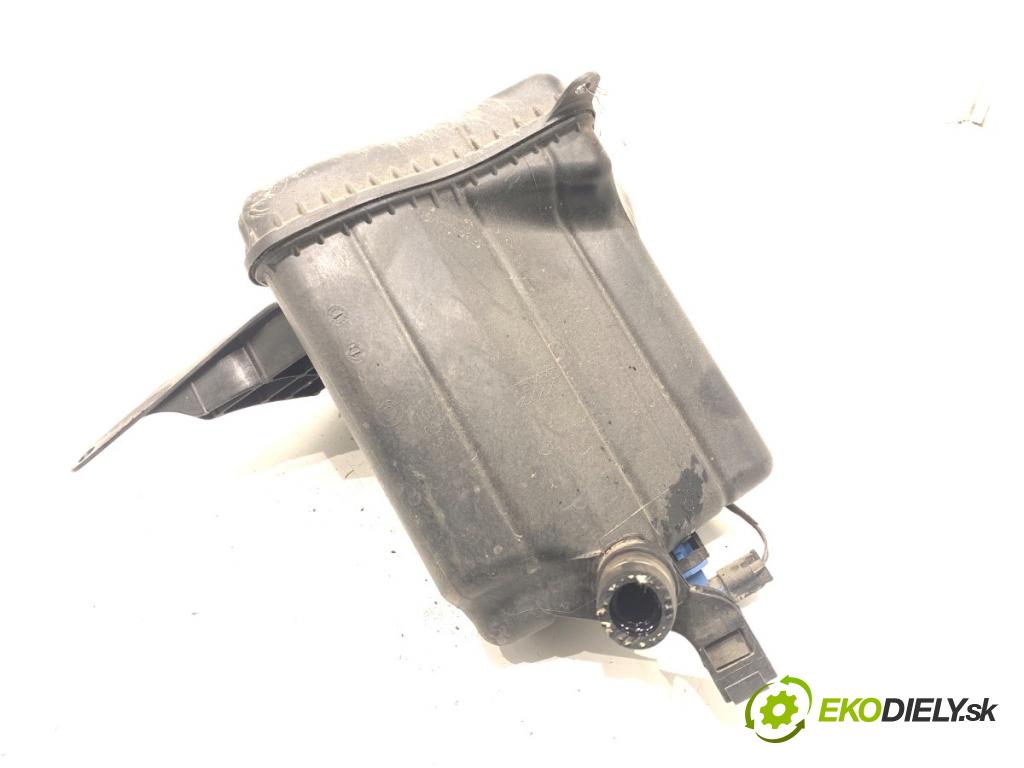 BMW F07 liftback 2013 135 kW 520 d 1995 nádržka vyrovnávací kapaliny chadicího 7601949