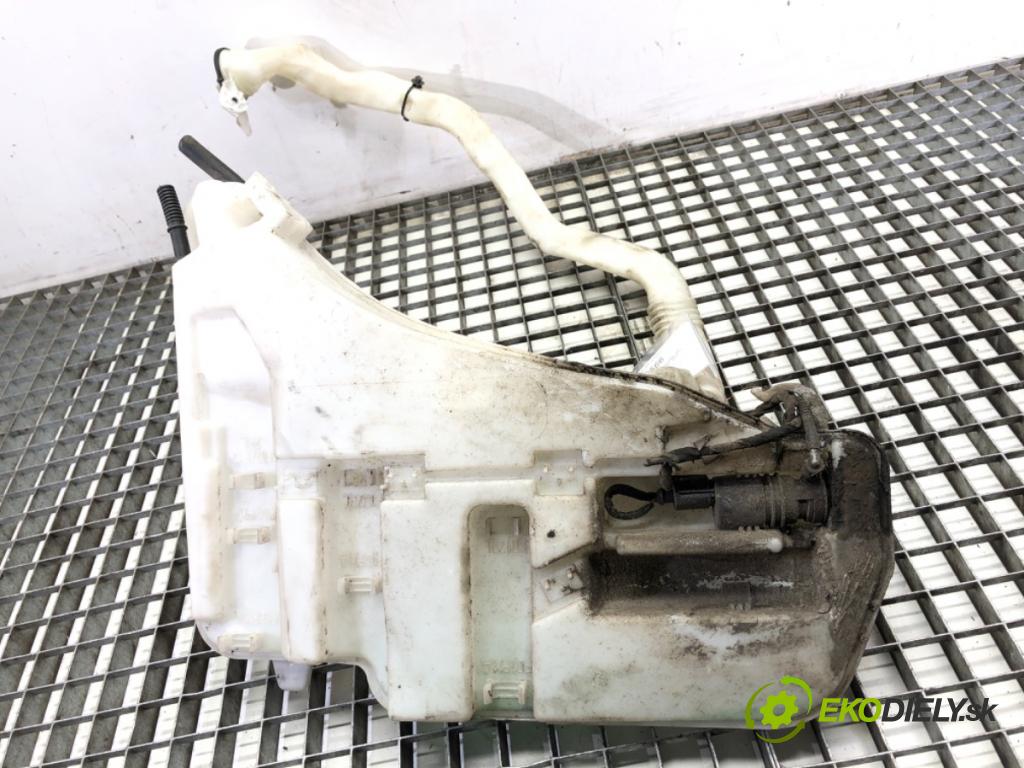 BMW F07 liftback 2013 135 kW 520 d 1995 nádržka ostřikovačů 7601949