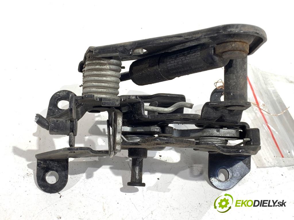BMW F07 liftback 2013 135 kW 520 d 1995 zámok kapoty pravy 7183762
