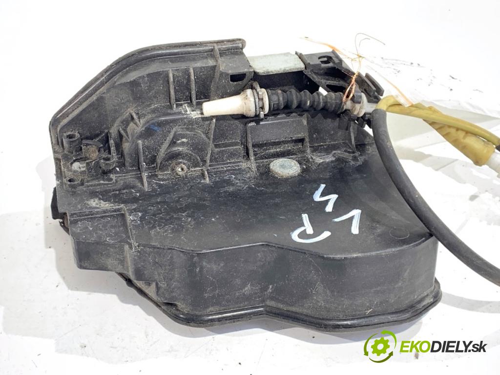 BMW F07 liftback 2013 135 kW 520 d 1995 zámok Dvere ľavy predný 7229461