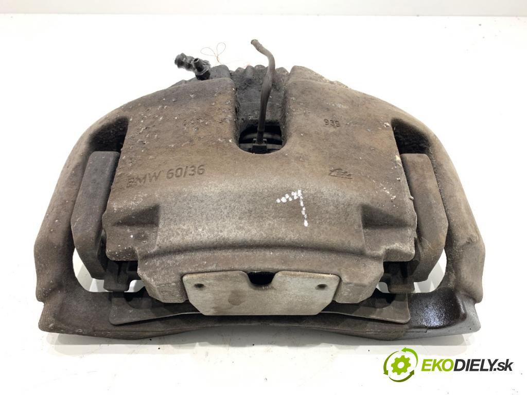 BMW F07 liftback 2013 135 kW 520 d 1995 Brzdič strmeň ľavy predný 60/36