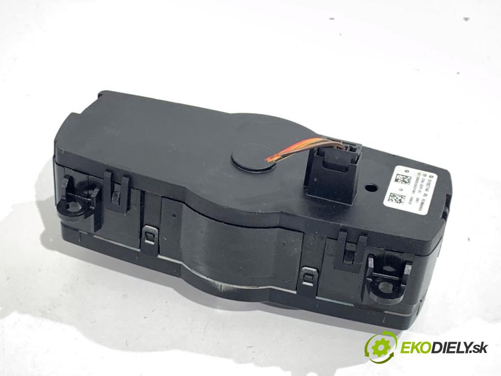 BMW F07 liftback 2013 135 kW 520 d 1995 spínač světel 9192744