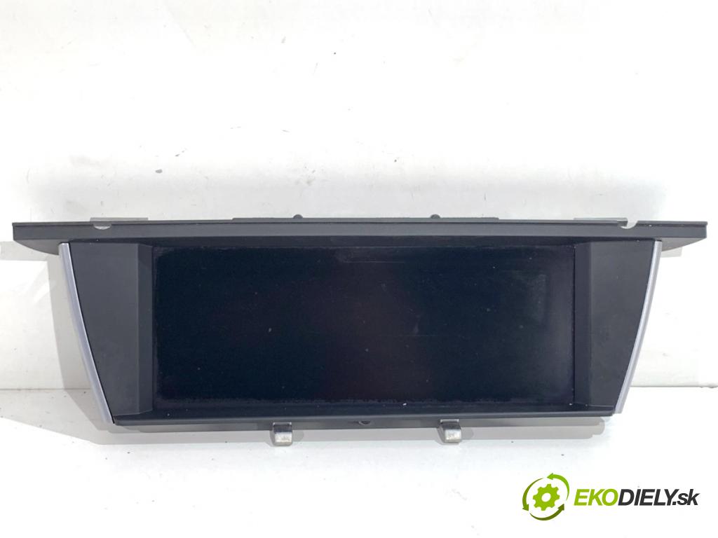 BMW F07 liftback 2013 135 kW 520 d 1995 Dislpej 9284972 (Prístrojová doska)