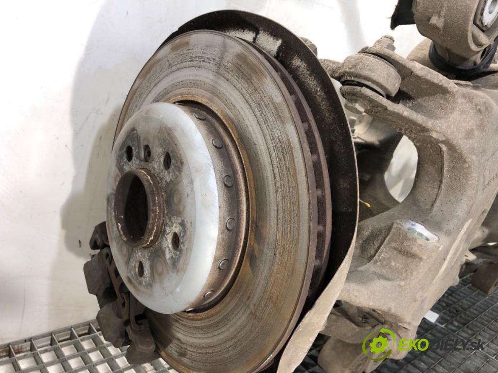 BMW F07 liftback 2013 135 kW 520 d 1995 Výstuha zad Mechanizmus brzdy 6856932
