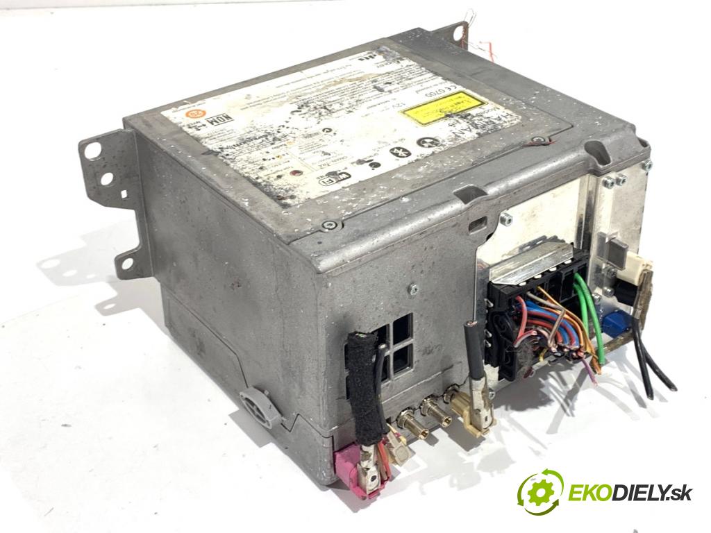 BMW F07 liftback 2013 135 kW 520 d 1995 RADIO Navigácia B017665 (Audio zariadenie)