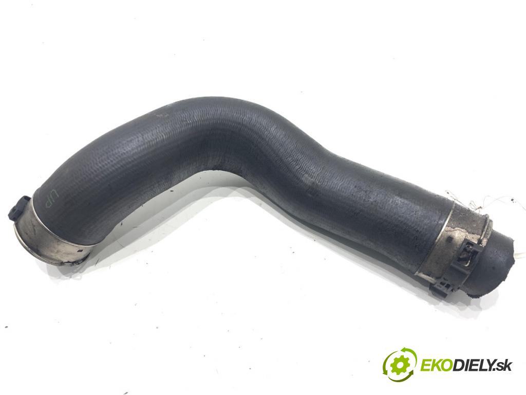 BMW F07 liftback 2013 135 kW 520 d 1995 Rúra vzduchu 7810615