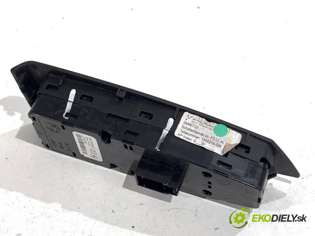 BMW F07 liftback 2013 135 kW 520 d 1995 Prepínač okien 9241955 (Prepínacie páčky pod volantom)