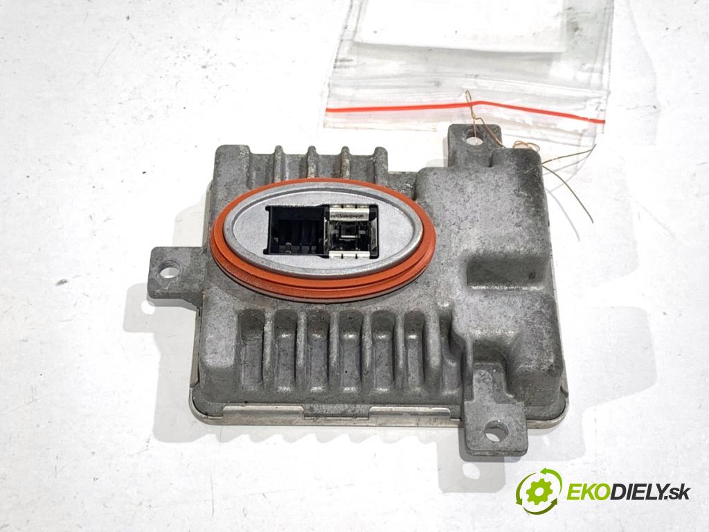 BMW F07 liftback 2013 135 kW 520 d 1995 Menič XENON 7237647 (Riadiaca jednotka xenónu)