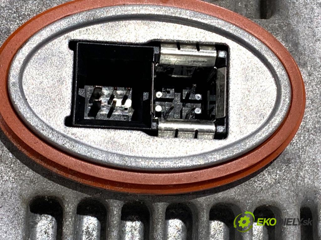 BMW F07 liftback 2013 135 kW 520 d 1995 Menič XENON 7237647 (Riadiaca jednotka xenónu)