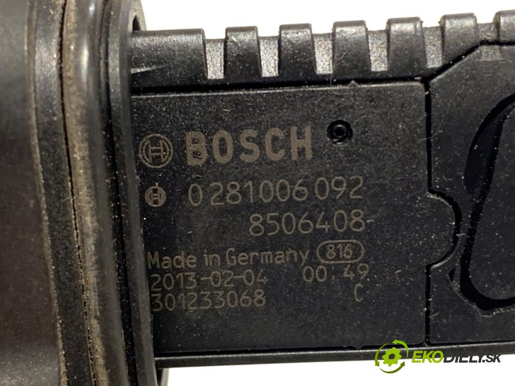 BMW F07 liftback 2013 135 kW 520 d 1995 váha vzduchu 8506408 (Snímač hmotnosti vzduchu)