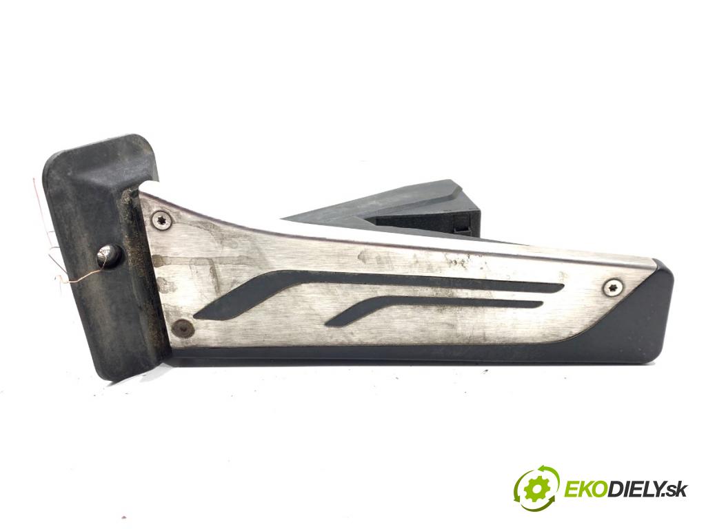 BMW F07 liftback 2013 135 kW 520 d 1995 Potenciometer plynu 6858574 (Potenciometer plynového pedálu)