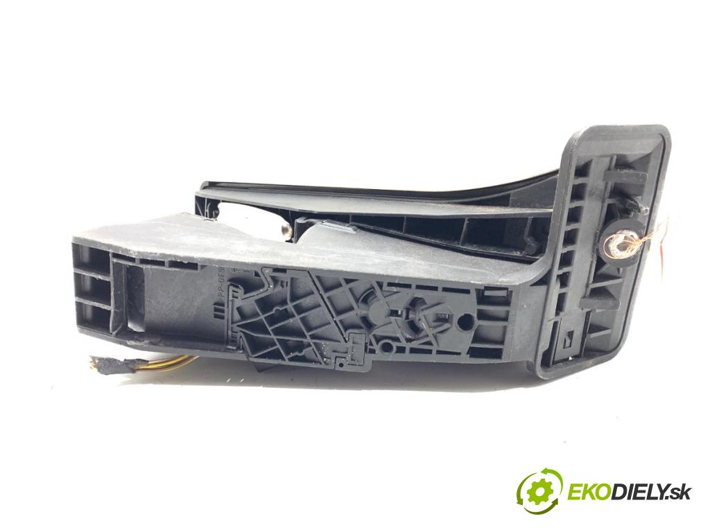 BMW F07 liftback 2013 135 kW 520 d 1995 Potenciometer plynu 6858574 (Potenciometer plynového pedálu)