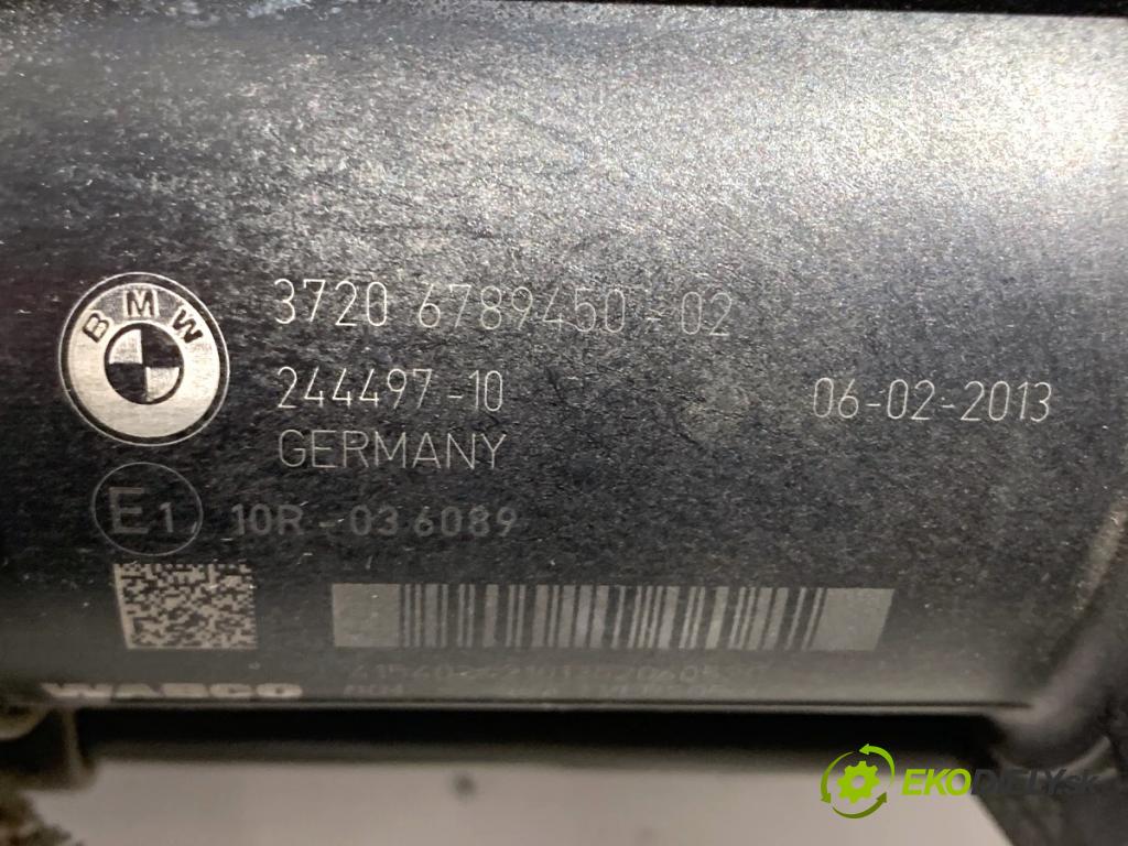 BMW F07 liftback 2013 135 kW 520 d 1995 pumpa nápravy 6789450