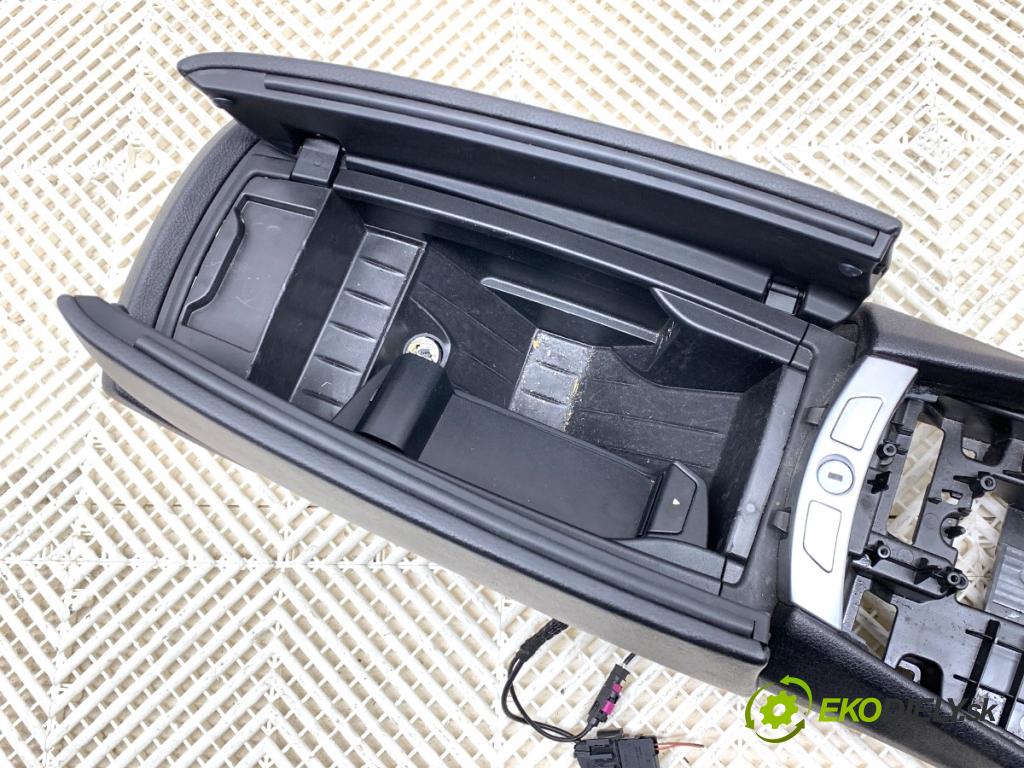 BMW F07 liftback 2013 135 kW 520 d 1995 Lakťová opierka 9178799 (Lakťová opierka)