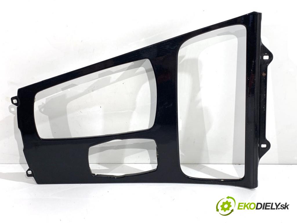 BMW F07 liftback 2013 135 kW 520 d 1995 lišty kryt 9185181 9189064 (Lišta)