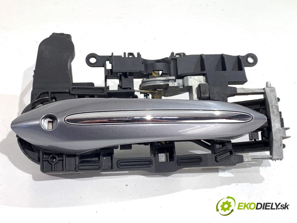 BMW F07 liftback 2013 135 kW 520 d 1995 Kľučka vonkajšia ľavy predný 7197805