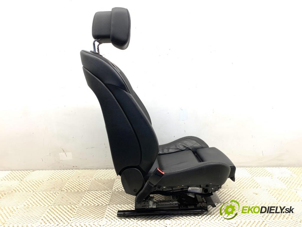 BMW F07 liftback 2013 135 kW 520 d 1995 Sedadlo ľavy predný