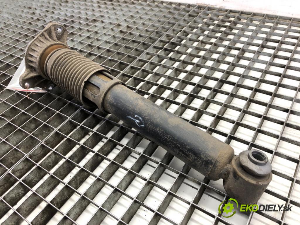 BMW F07 liftback 2013 135 kW 520 d 1995 tlumič pravý zadní část ZE 6798150