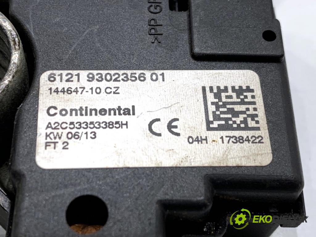BMW F07 liftback 2013 135 kW 520 d 1995 svorka MINUS: 9302356