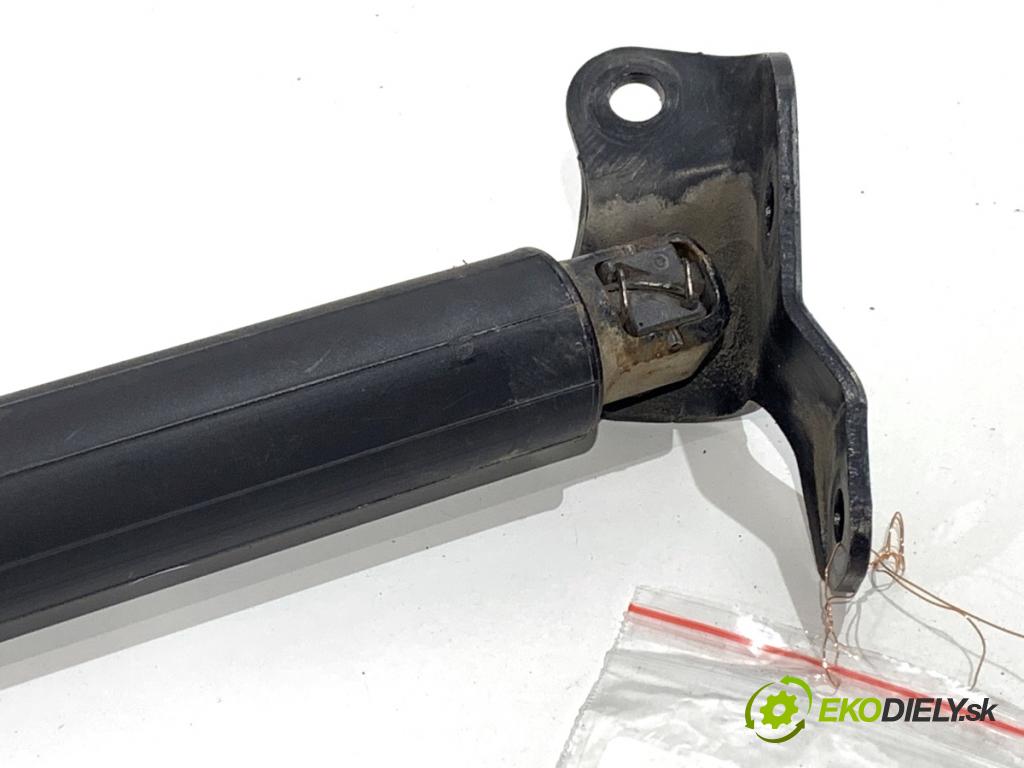 BMW F07 liftback 2013 135 kW 520 d 1995 Teleskop Teleskop dverí pravy 7200543