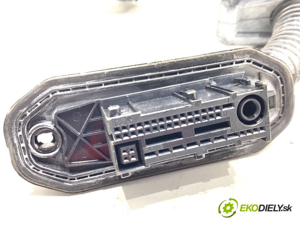 BMW F07 liftback 2013 135 kW 520 d 1995 Káblovačka Dvere predný pravy 9264266