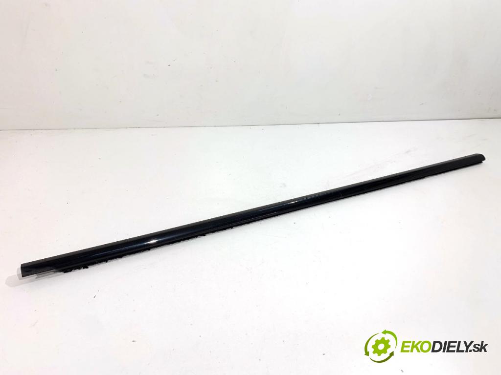 BMW F07 liftback 2013 135 kW 520 d 1995 Lišta Sbírání: predný pravy 