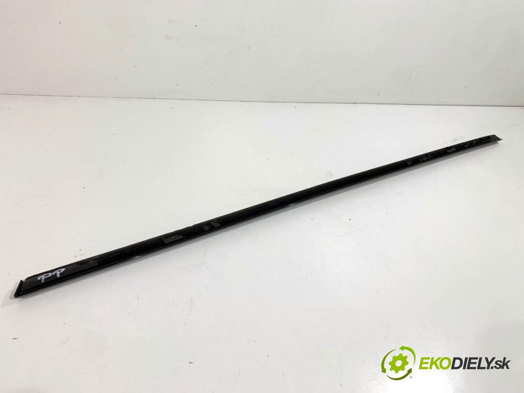 BMW F07 liftback 2013 135 kW 520 d 1995 Lišta Sbírání: predný pravy