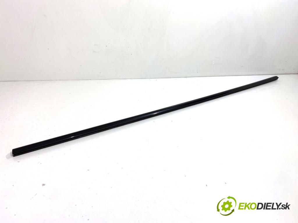 BMW F07 liftback 2013 135 kW 520 d 1995 Lišta Sbírání: zad pravy