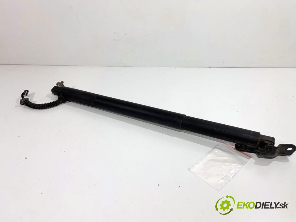 BMW F07 liftback 2013 135 kW 520 d 1995 teleskop Teleskop dveří levý 7200543