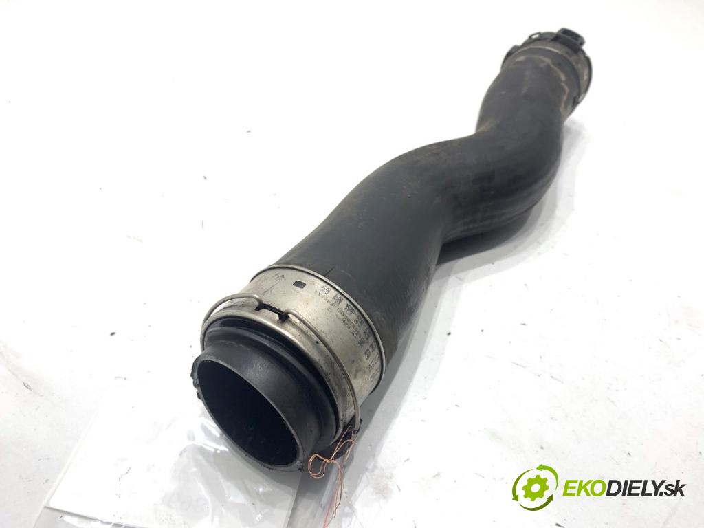 BMW F07 liftback 2013 135 kW 520 d 1995 Rúra vzduchu 7810614