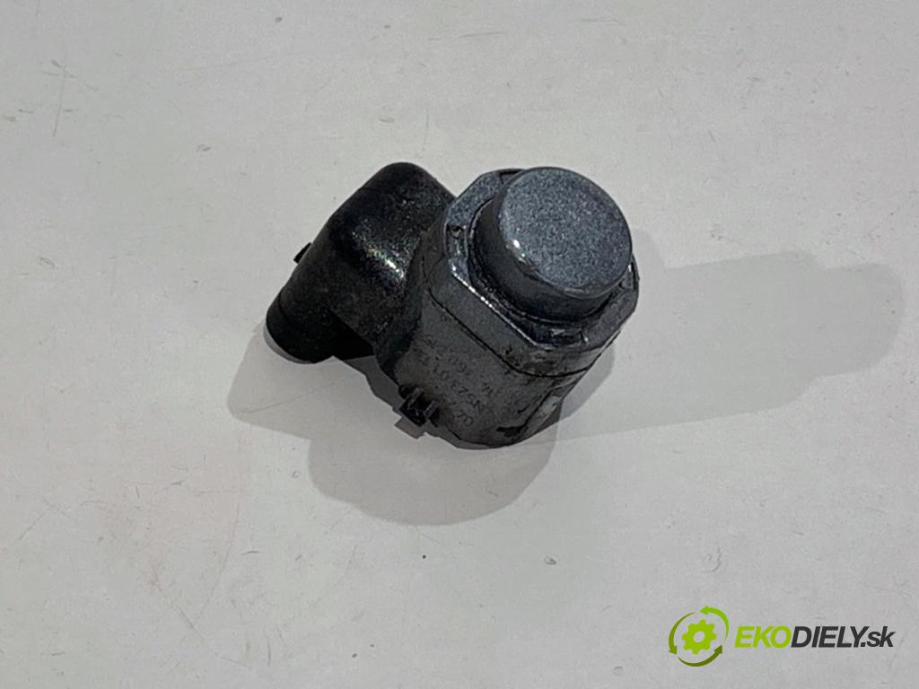 BMW F07 liftback 2013 135 kW 520 d 1995 snímač PDC 9270497