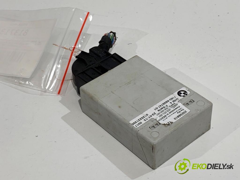 BMW F07 liftback 2013 135 kW 520 d 1995 Modul ťažného oka 6856747 (Riadiaca jednotka ostatné)