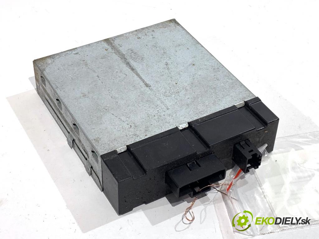 BMW F07 liftback 2013 135 kW 520 d 1995 modul NAPĚTÍ: 9247159