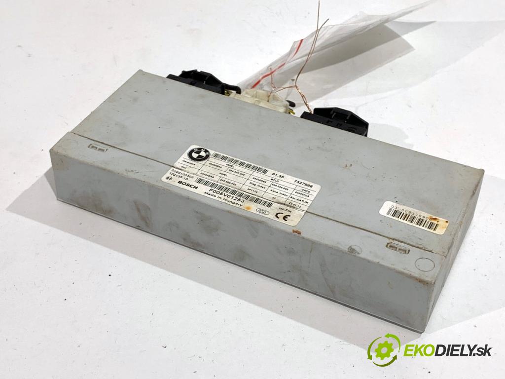 BMW F07 liftback 2013 135 kW 520 d 1995 modul dveří 7327886