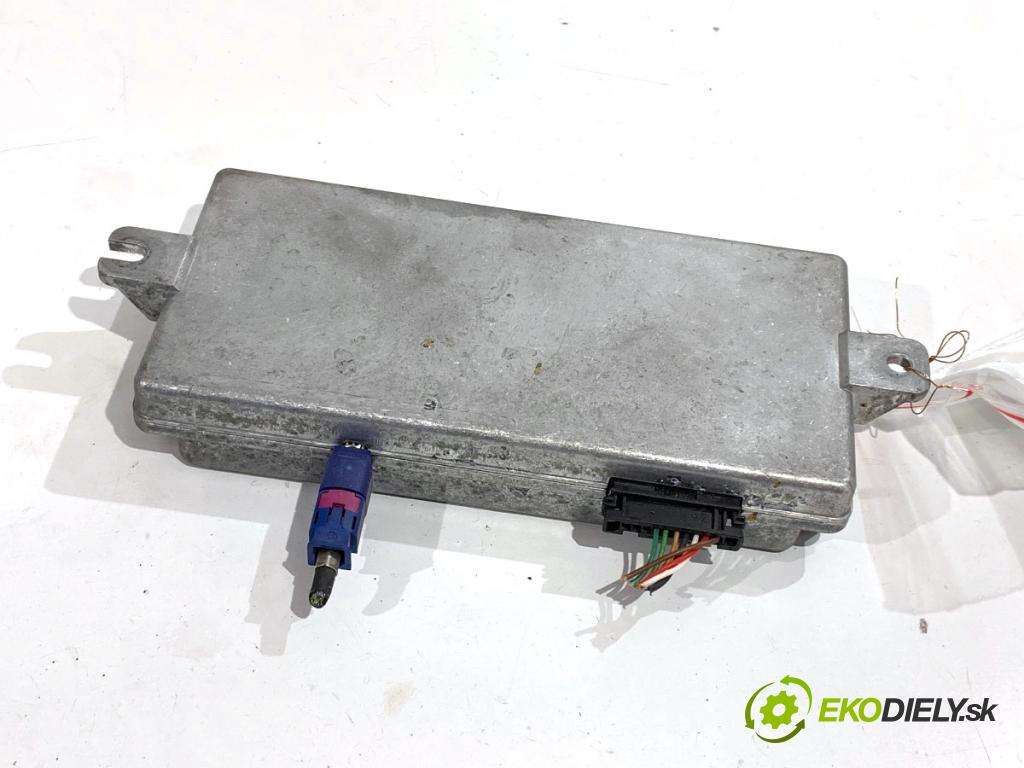BMW F07 liftback 2013 135 kW 520 d 1995 modul KAMERY 16129510