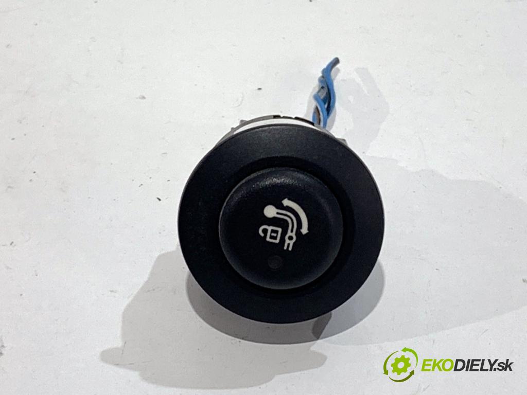BMW F07 liftback 2013 135 kW 520 d 1995 vypínač přepínač tažného oka 9272858